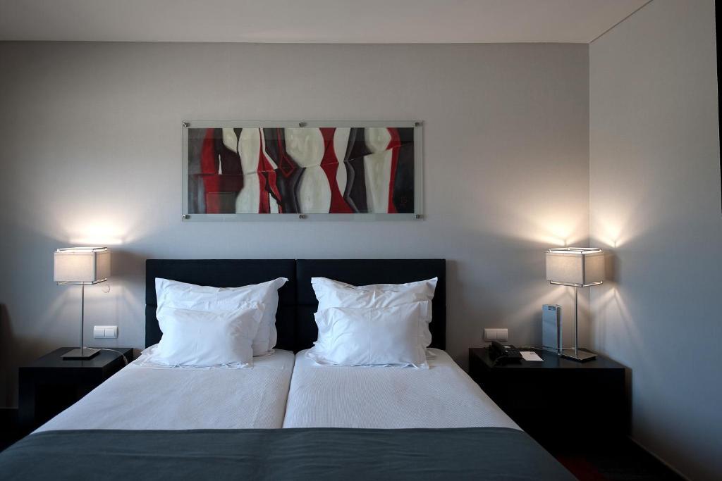 Camera Doppia con Letti Singoli con Letto Supplementare e Vista Mare (2 Adulti + 1 Bambino)